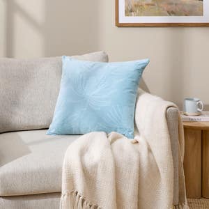 https://s3-ap-southeast-2.amazonaws.com/fusionfactory.commerceconnect.bbnt.production/pim_media/000/211/405/M_F_W26_Studio_LS_Cushion-Banksia_Velvet_Light-Blue_SI.jpg?1773720051