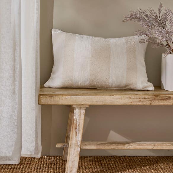 https://s3-ap-southeast-2.amazonaws.com/fusionfactory.commerceconnect.bbnt.production/pim_media/000/211/729/M_F_W26_Studio_LS_Cushion-Vinni_Ivory_SI.jpg?1774323708