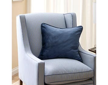 https://s3-ap-southeast-2.amazonaws.com/fusionfactory.commerceconnect.bbnt.production/pim_media/000/060/045/M_F-Margot-Velvet-Cushion-50x50cm-Ink.jpg?1591142093