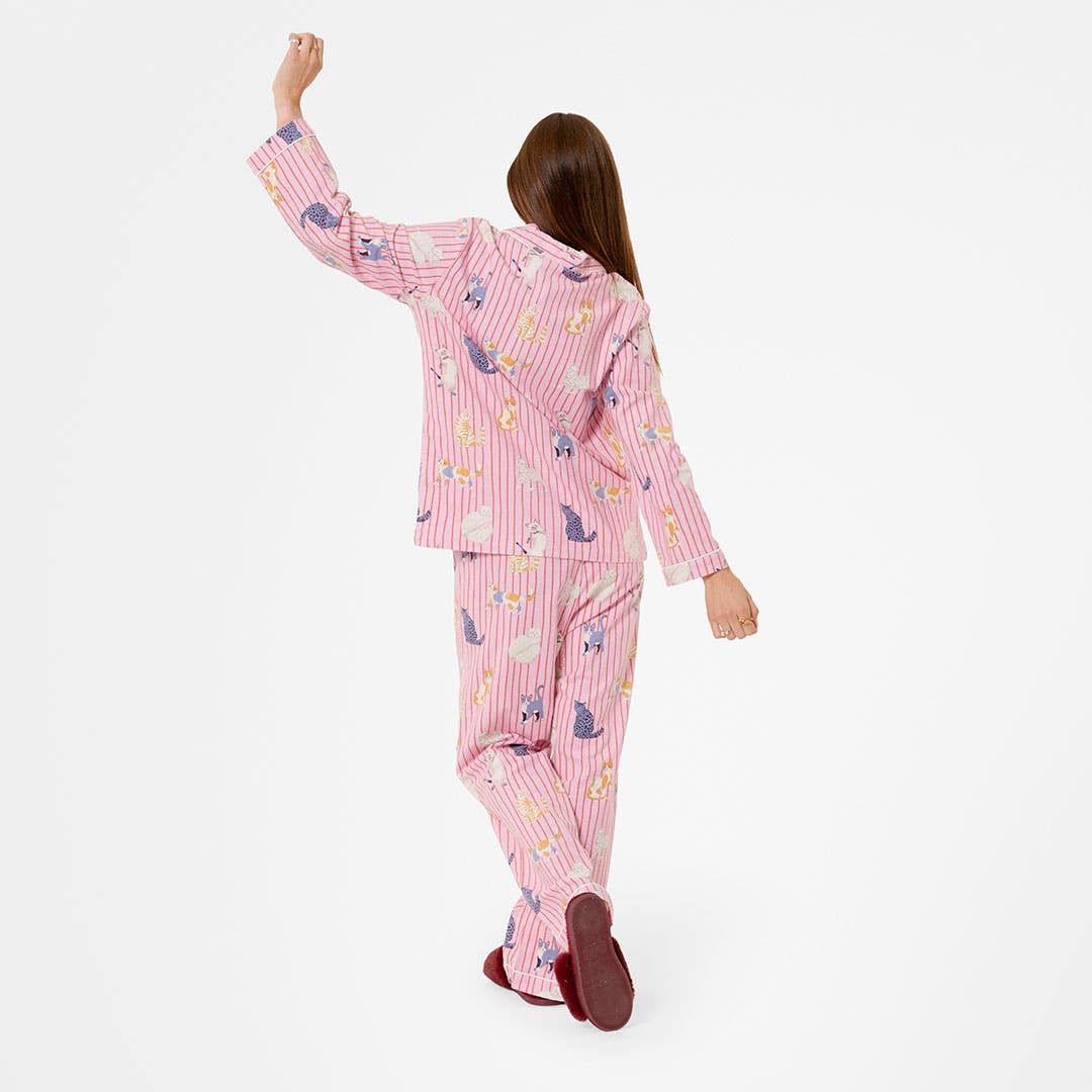 https://s3-ap-southeast-2.amazonaws.com/fusionfactory.commerceconnect.bbnt.production/pim_media/000/209/334/M_F_W26_Tingles-Flannel-PJs_SML_Pink-Orange_26841901_V2_SI.jpg?1770774184