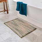 https://s3-ap-southeast-2.amazonaws.com/fusionfactory.commerceconnect.bbnt.production/pim_media/000/212/018/M_F_W26_Winter_Hampton_LS_Bathroom_Bathmat_Oli_Green_SI.jpg?1774826691