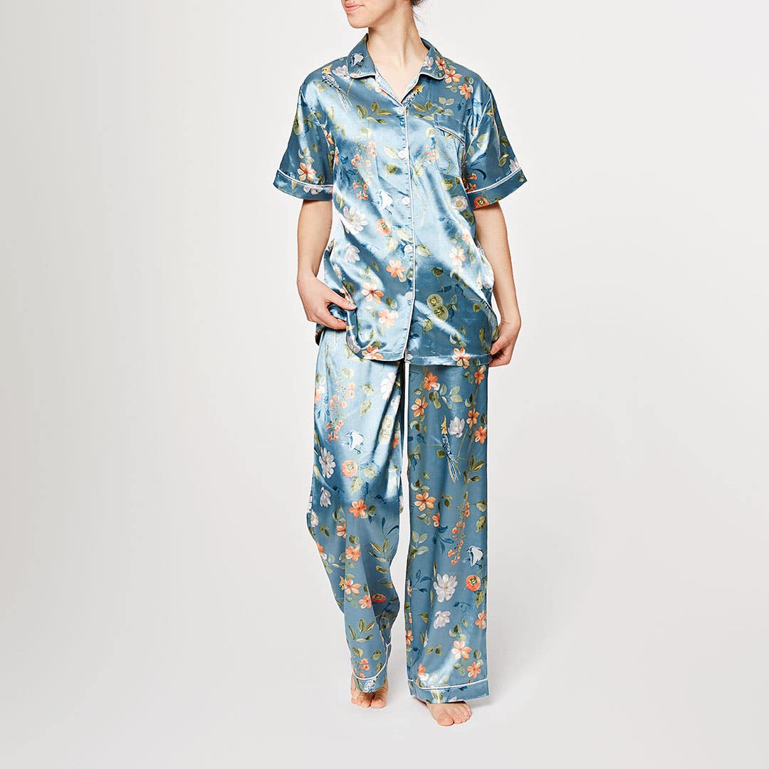 Bed bath discount table pyjamas