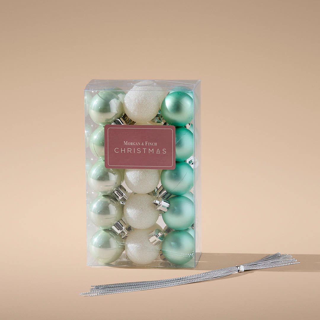 https://s3-ap-southeast-2.amazonaws.com/fusionfactory.commerceconnect.bbnt.production/pim_media/000/218/138/M_F_Xmas-26-27_LM_BOXEDBALLS_Boxed-Baubles-30mm-x-30_Mint_27087402_PKG_SI.jpg?1785129481
