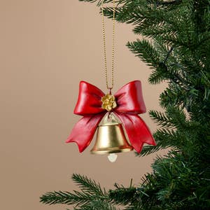 https://s3-ap-southeast-2.amazonaws.com/fusionfactory.commerceconnect.bbnt.production/pim_media/000/217/384/M_F_Xmas-26-27_S4_MR_DECS_Resin-Bow-w-Bell_27070201_SI.jpg?1784089053