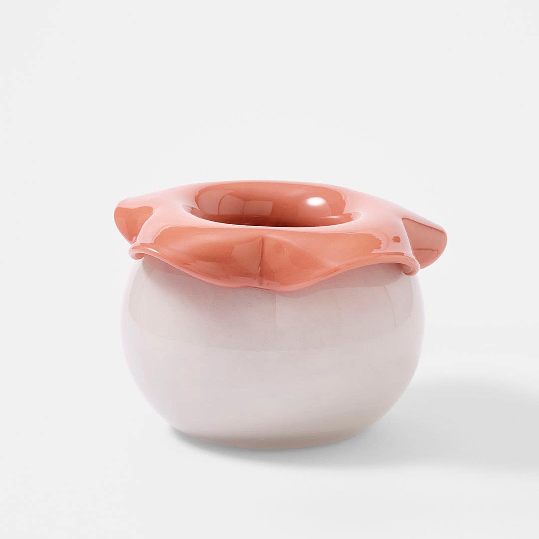 https://s3-ap-southeast-2.amazonaws.com/fusionfactory.commerceconnect.bbnt.production/pim_media/000/223/189/M_F__S26-27_Desi_Glass_Vase_Lrg_Pink_27333601_SI.jpg?1791158921