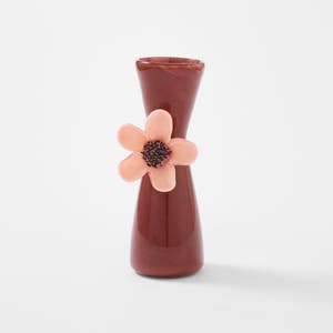 https://s3-ap-southeast-2.amazonaws.com/fusionfactory.commerceconnect.bbnt.production/pim_media/000/223/184/M_F__S26-27_Florian_Glass_Vase_Lrg_Burgundy_Pink_27332101_SI.jpg?1791157346