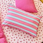 https://s3-ap-southeast-2.amazonaws.com/fusionfactory.commerceconnect.bbnt.production/pim_media/000/212/546/SC_W26_Bedlinen_BOP_Genie_Stripe_QQC_Pillow_SI.jpg?1776146318