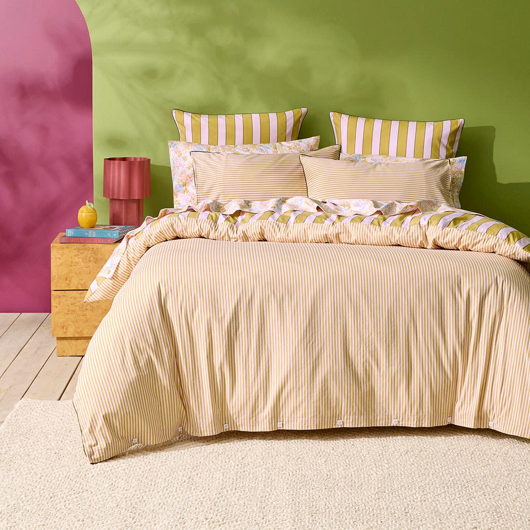 https://s3-ap-southeast-2.amazonaws.com/fusionfactory.commerceconnect.bbnt.production/pim_media/000/212/645/SC_W26_Bedlinen_BOP_Jessa_Stripe_QQC_V5_SI.jpg?1776218622