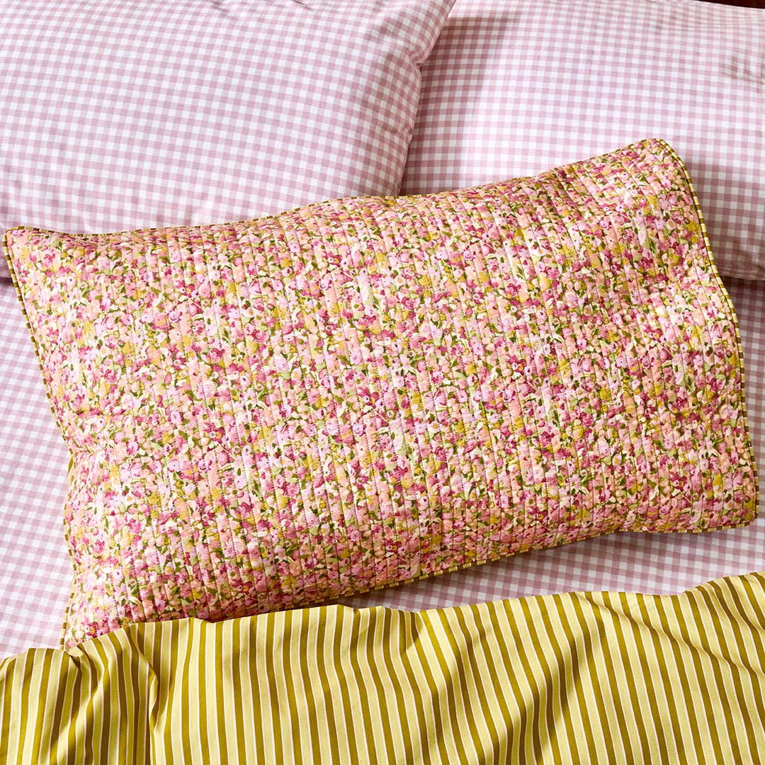 https://s3-ap-southeast-2.amazonaws.com/fusionfactory.commerceconnect.bbnt.production/pim_media/000/211/933/SC_W26_Bedlinen_BOP_Wild_Bloom_QQC_Pillow_SI.jpg?1774488688