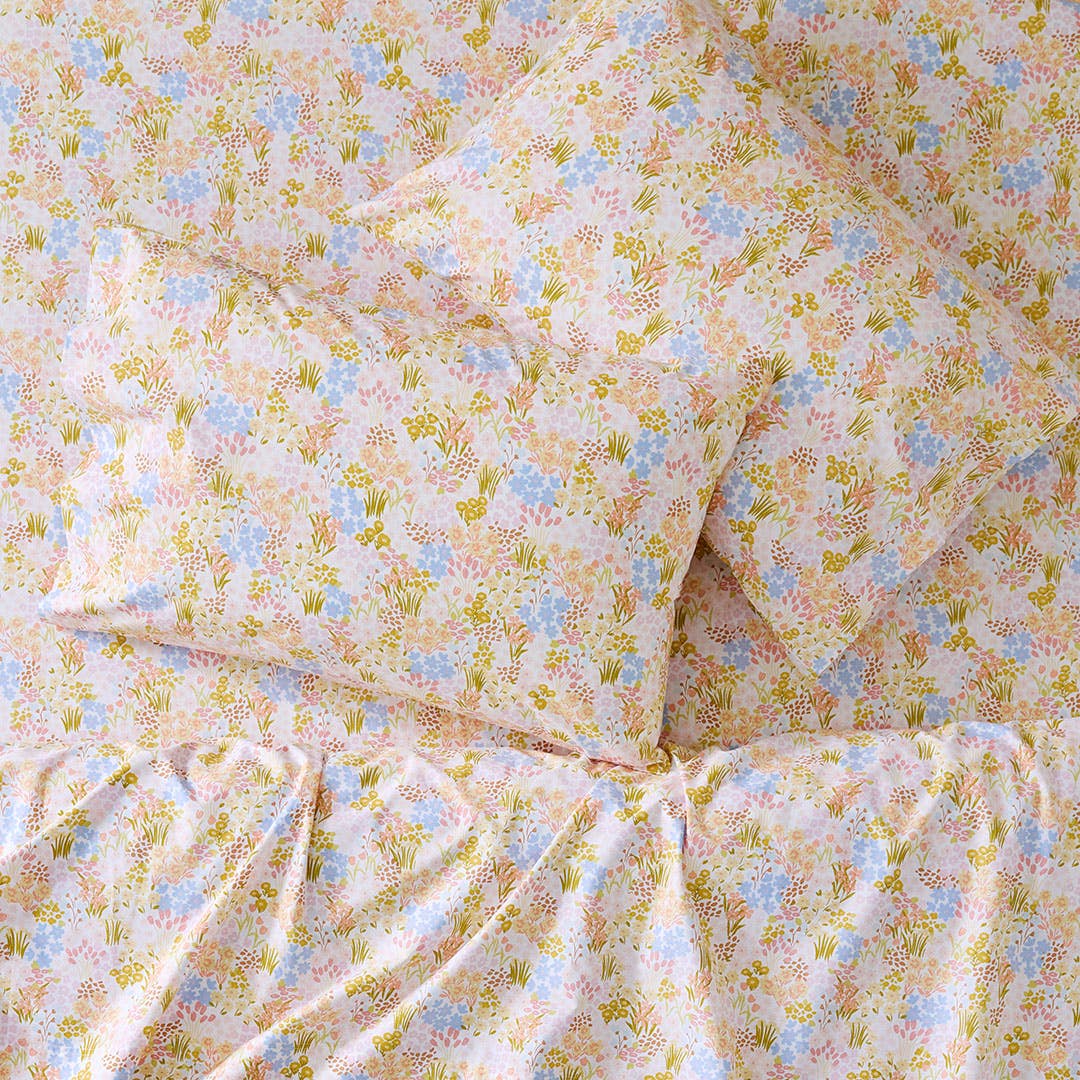 https://s3-ap-southeast-2.amazonaws.com/fusionfactory.commerceconnect.bbnt.production/pim_media/000/211/809/Studio_Collection_BOP_Sheets-Sweet-Meadow_SI.jpg?1774330475