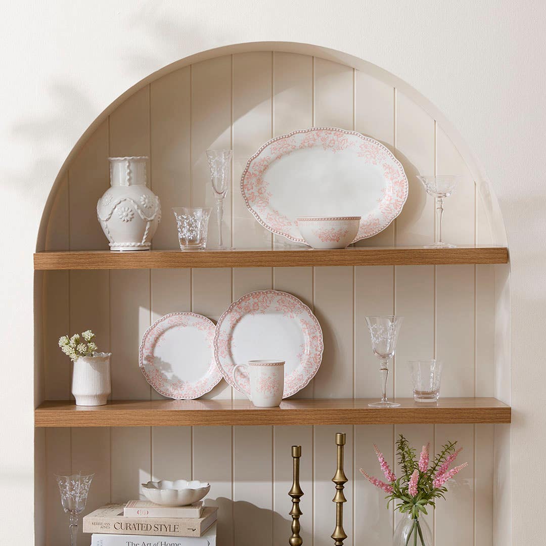 https://s3-ap-southeast-2.amazonaws.com/fusionfactory.commerceconnect.bbnt.production/pim_media/000/201/413/_LS_Web_Evie_Floral_Pink-Dining_SI.jpg?1758259503