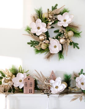 Wreaths & Garlands Wreaths & Garlands